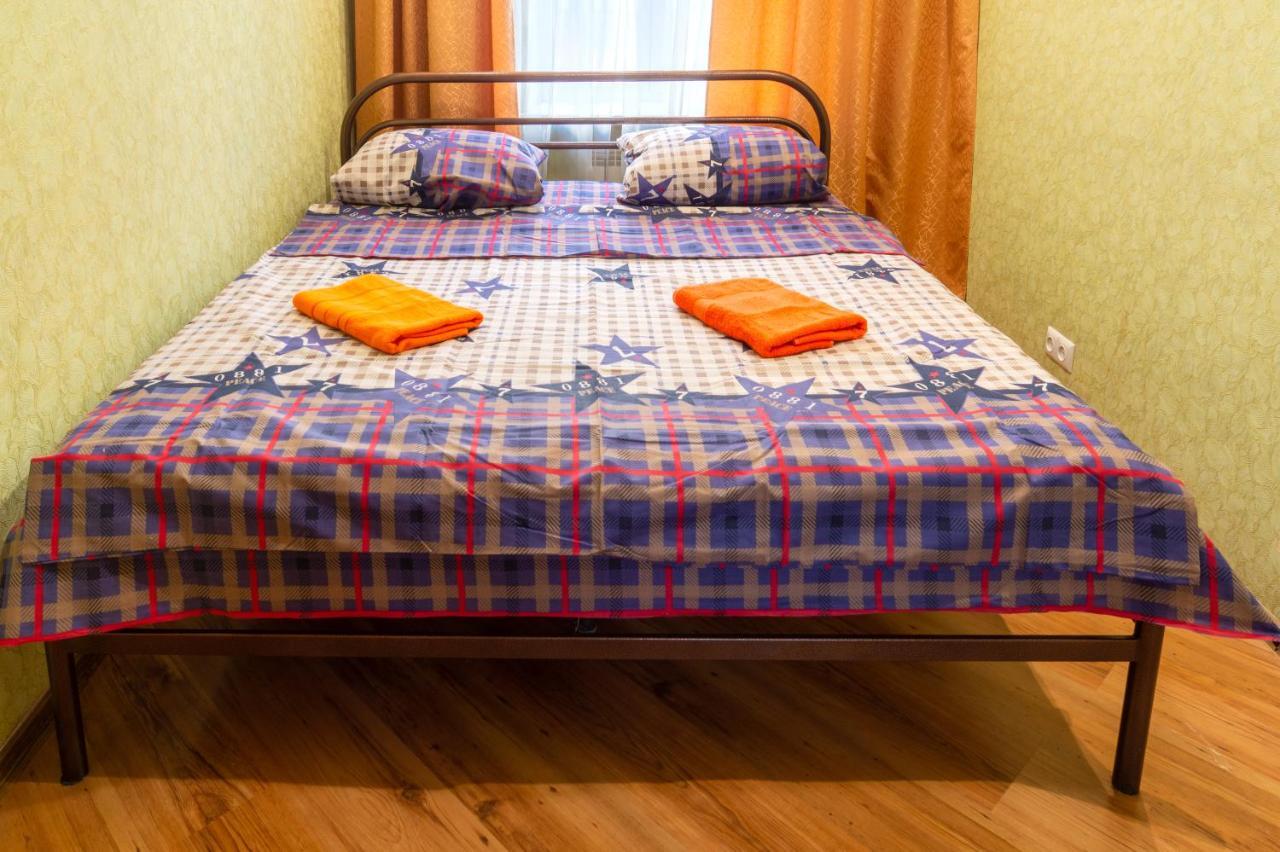 Apartment Triokhsviatytelskaya Street 3 키예프 외부 사진