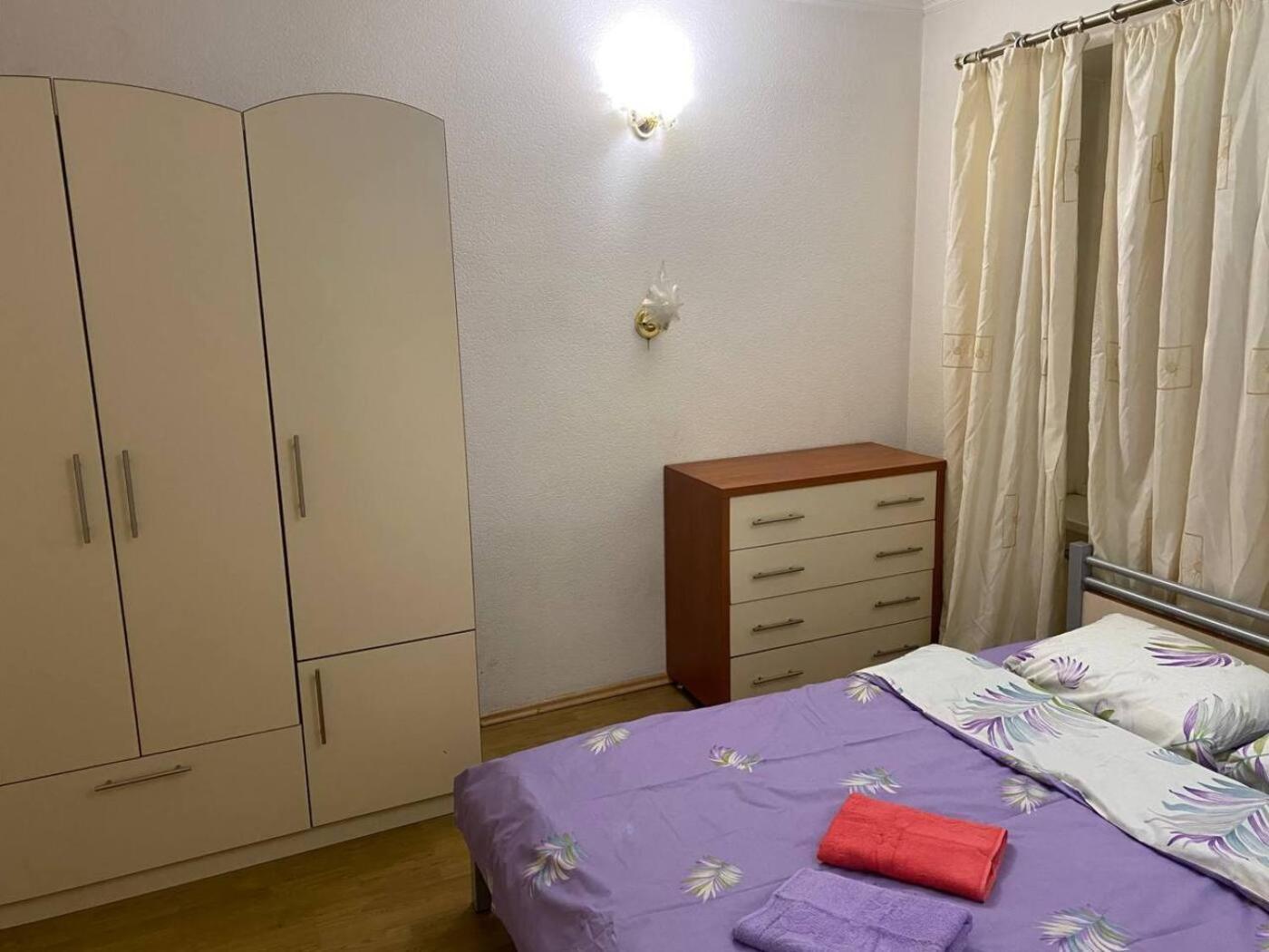 Apartment Triokhsviatytelskaya Street 3 키예프 외부 사진