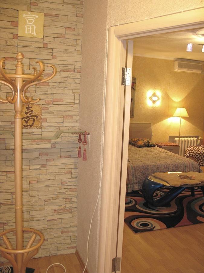 Apartment Triokhsviatytelskaya Street 3 키예프 외부 사진